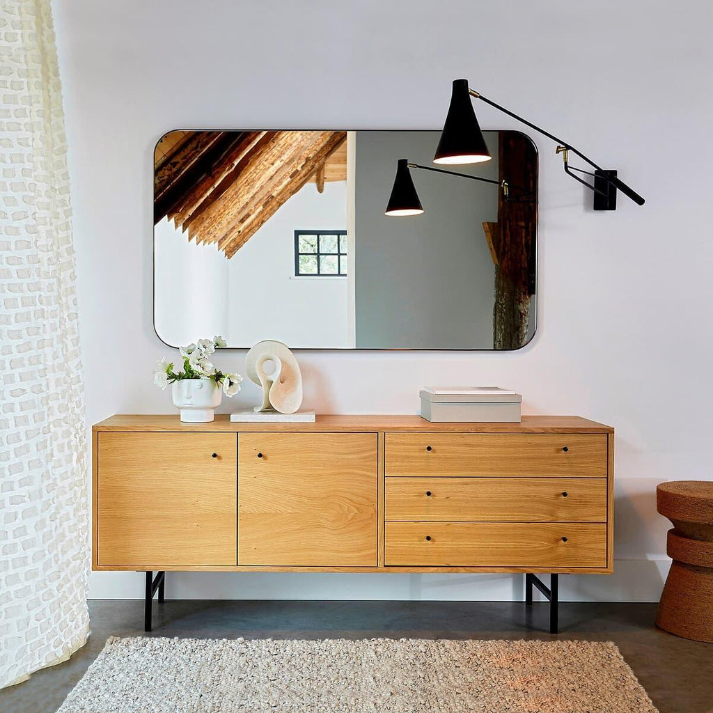 WINDSOR HINGED ARM WALL ILLUMINATOR
