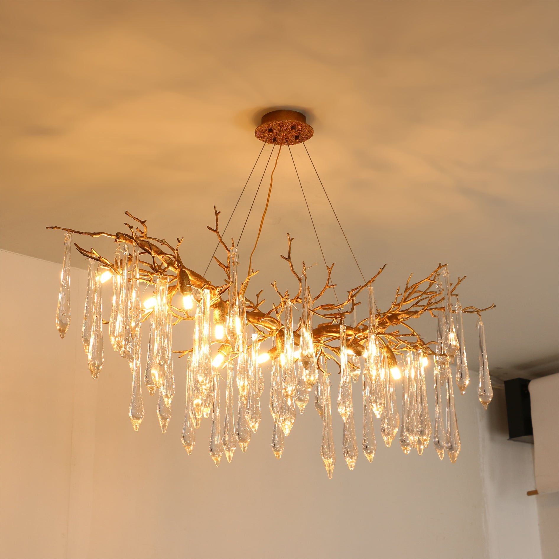 FENWICK CRYSTAL TEARDROP LUMINAIRE