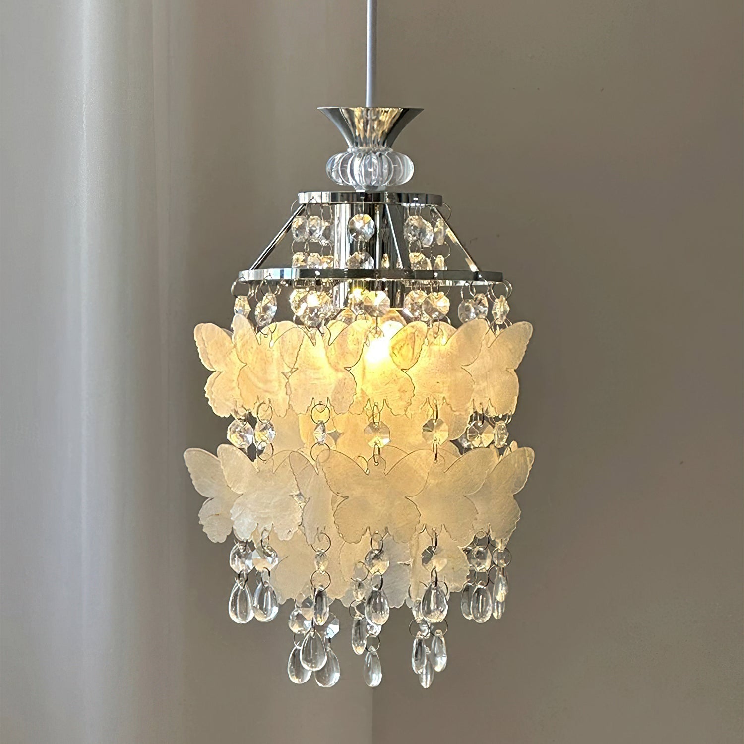 Ravenscroft Crystal Droplet Pendant