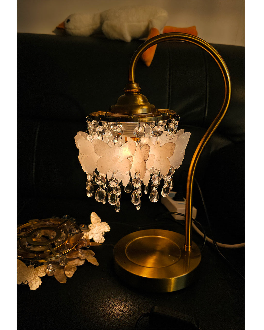 RAVENHALL VINTAGE BRASS TABLE LAMP