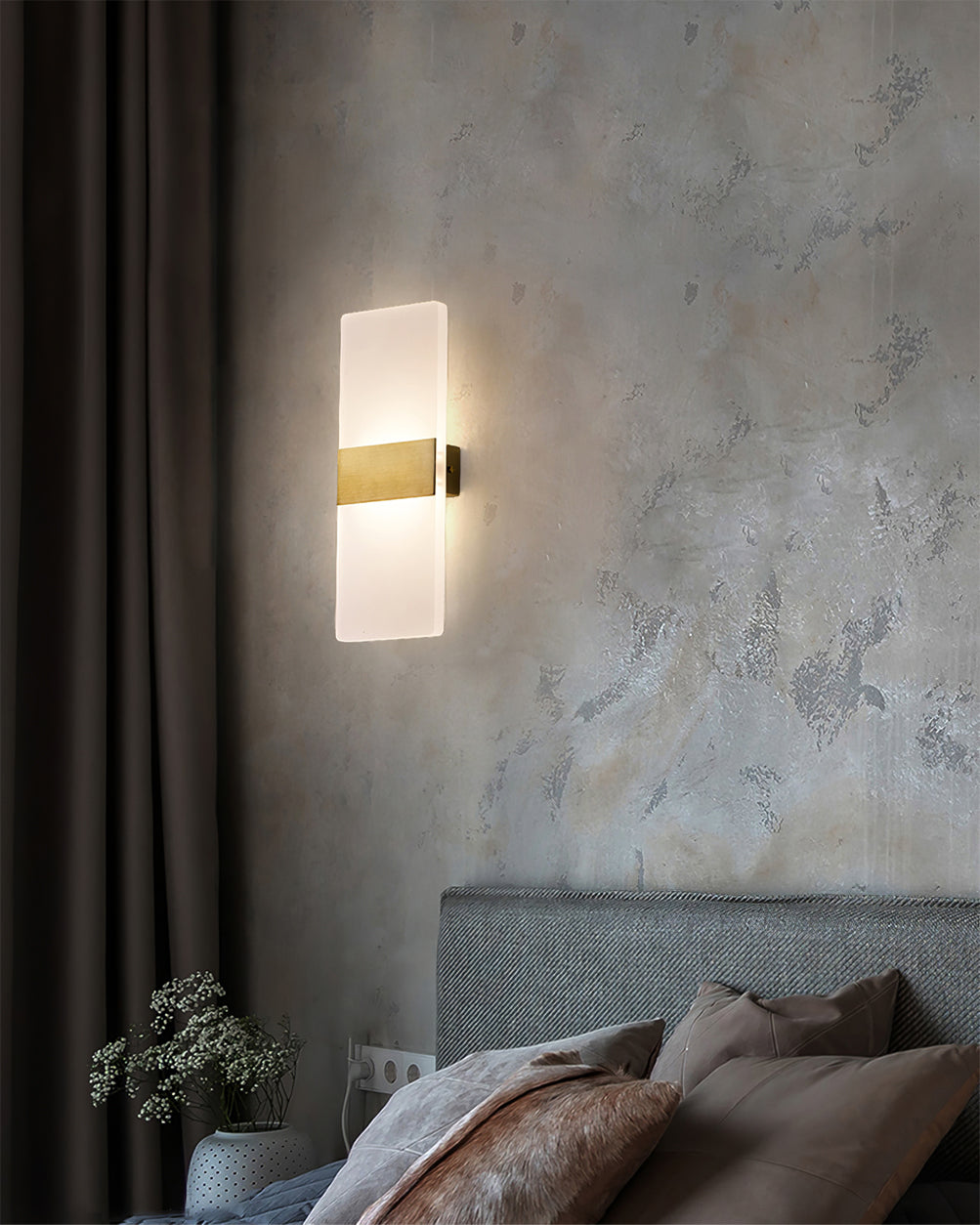 Ravenswood Vintage Iron Wall Sconce