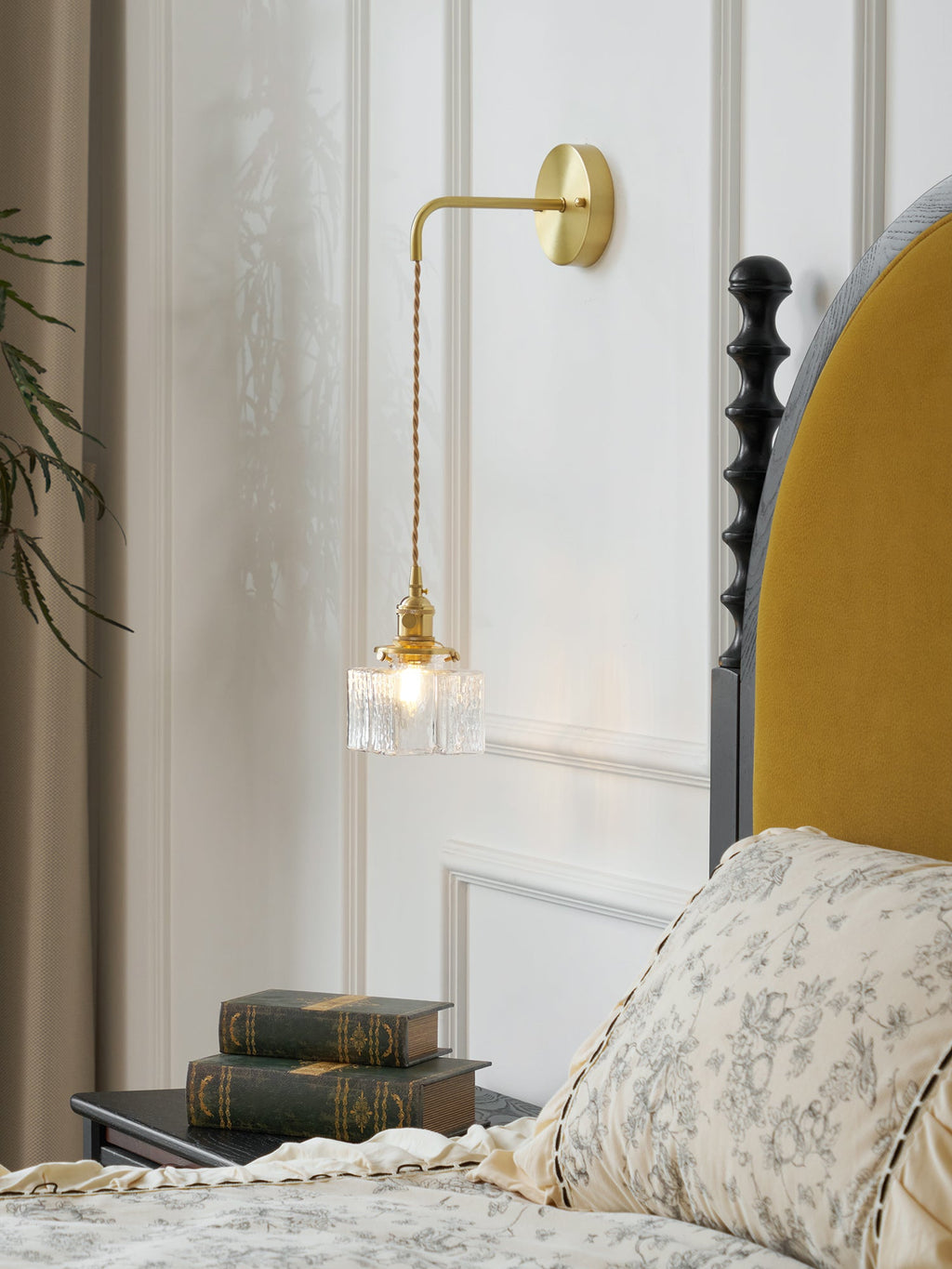 WINCHESTER GEMSTONE BRASS WALL SCONCE