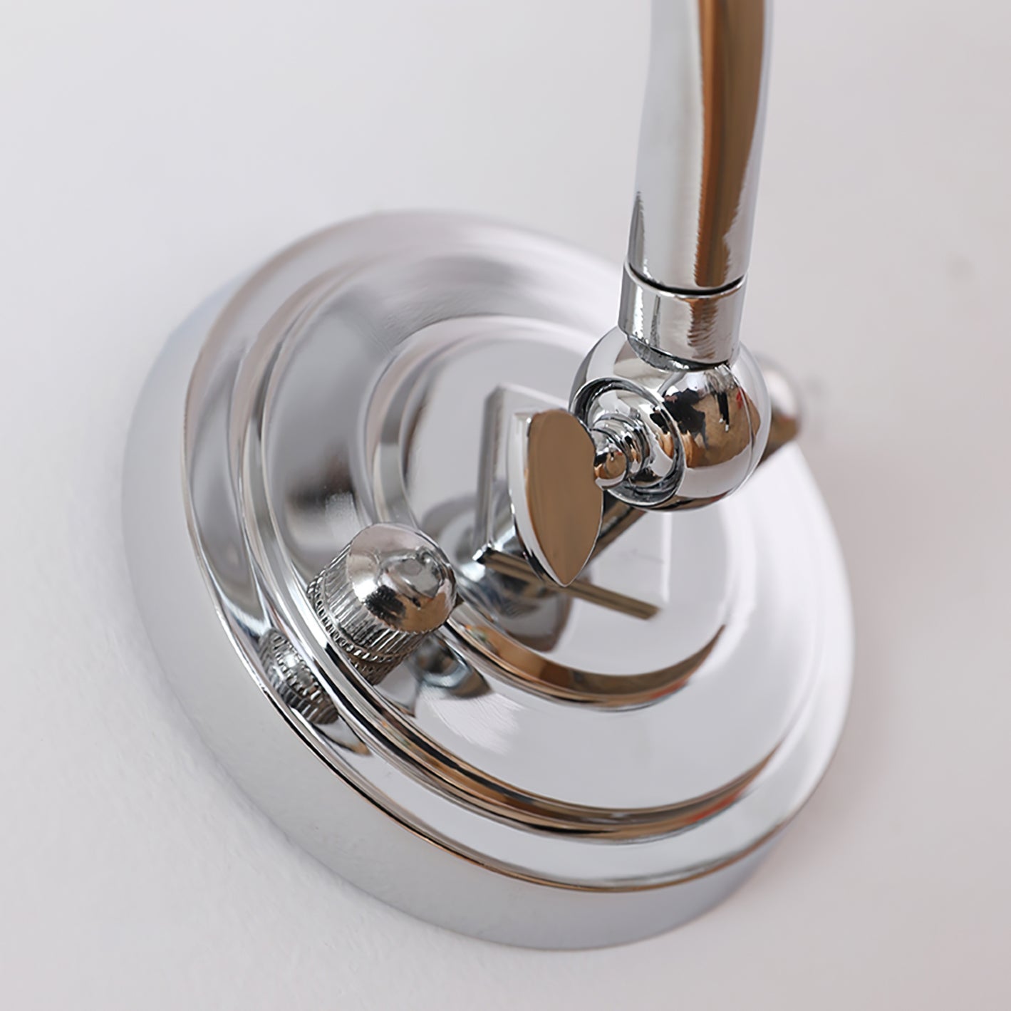 WINTHORPE BRASS AND GLASS WALL SCONCE