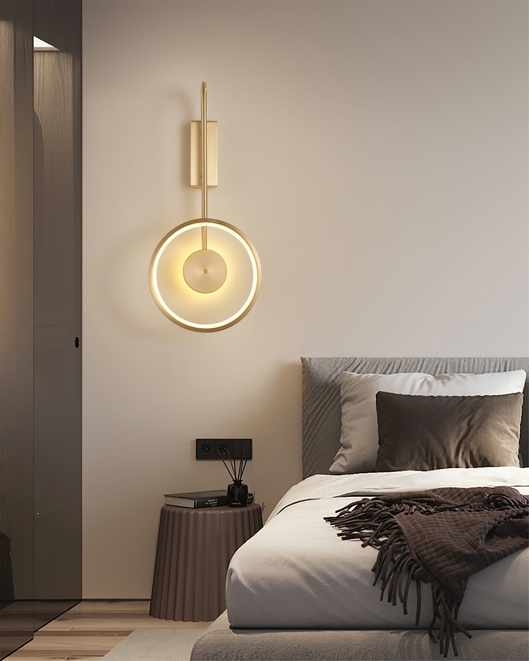 RAVENHURST HEMLOCK WALL SCONCE