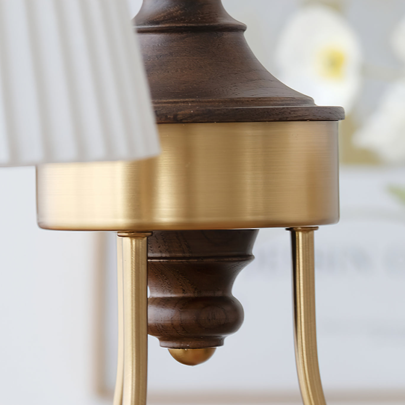 BRAMBLEWOOD RUSTIC TIMBER CHANDELIER