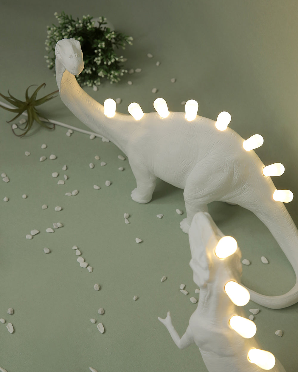 THORNBURY DINOSAURINE ILLUMINATOR