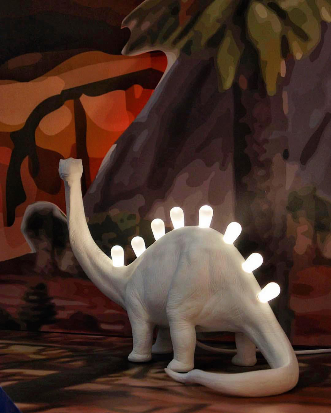 THORNBURY DINOSAURINE ILLUMINATOR