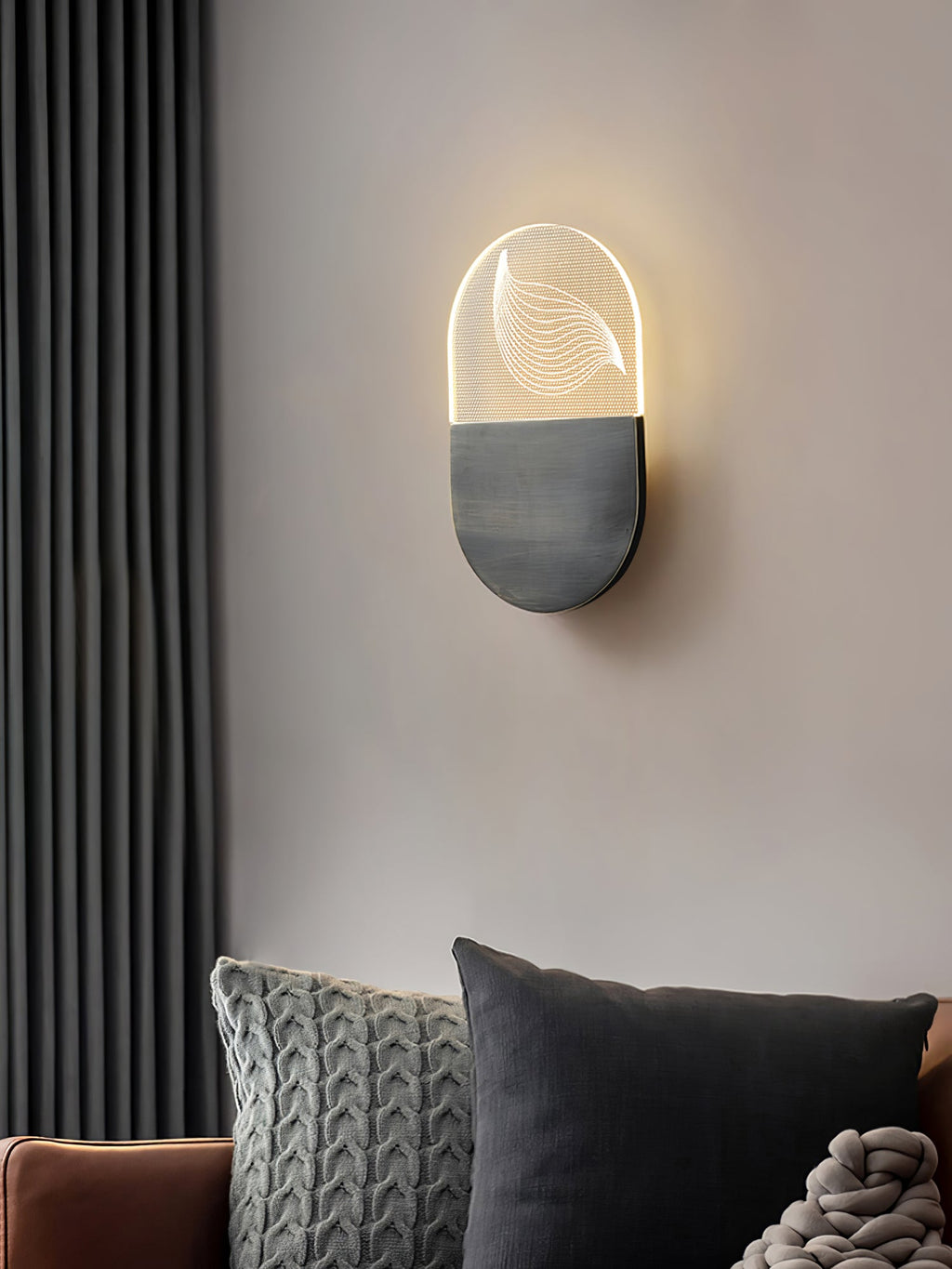 RAVENSDALE IVORY SCULPTED WALL SCONCE