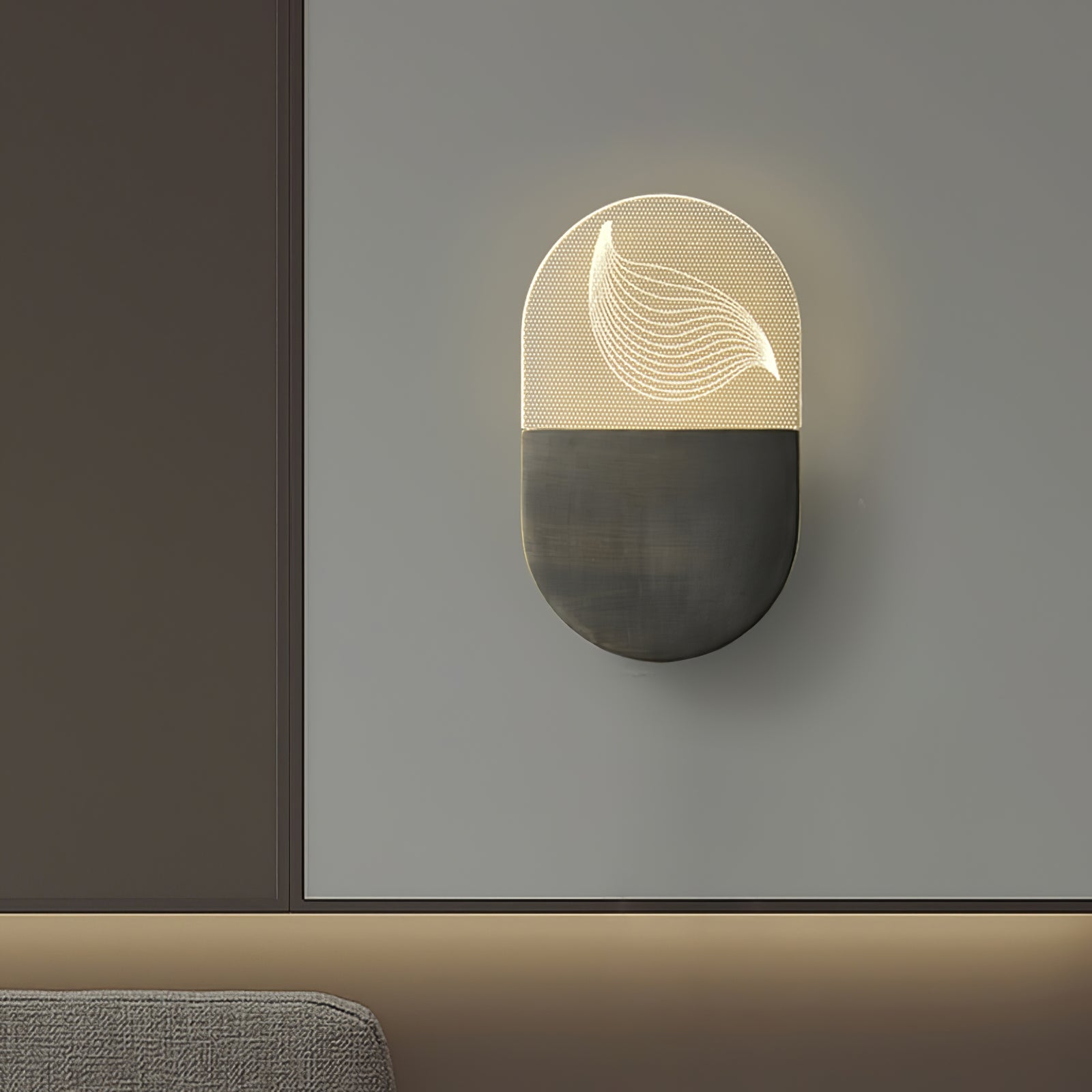 RAVENSDALE IVORY SCULPTED WALL SCONCE