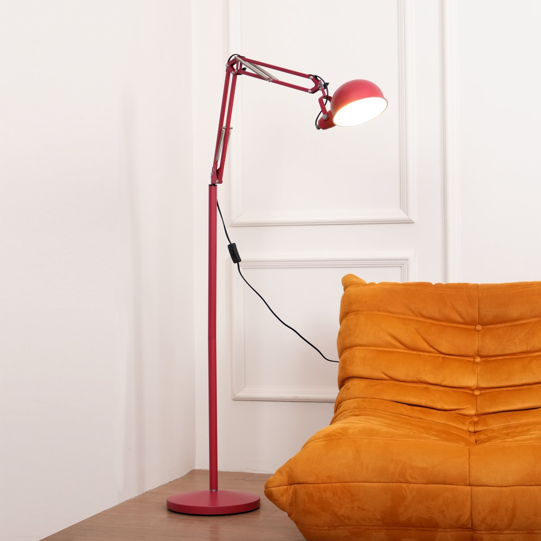 RAVENSDALE SCARLET ARCHING LAMP