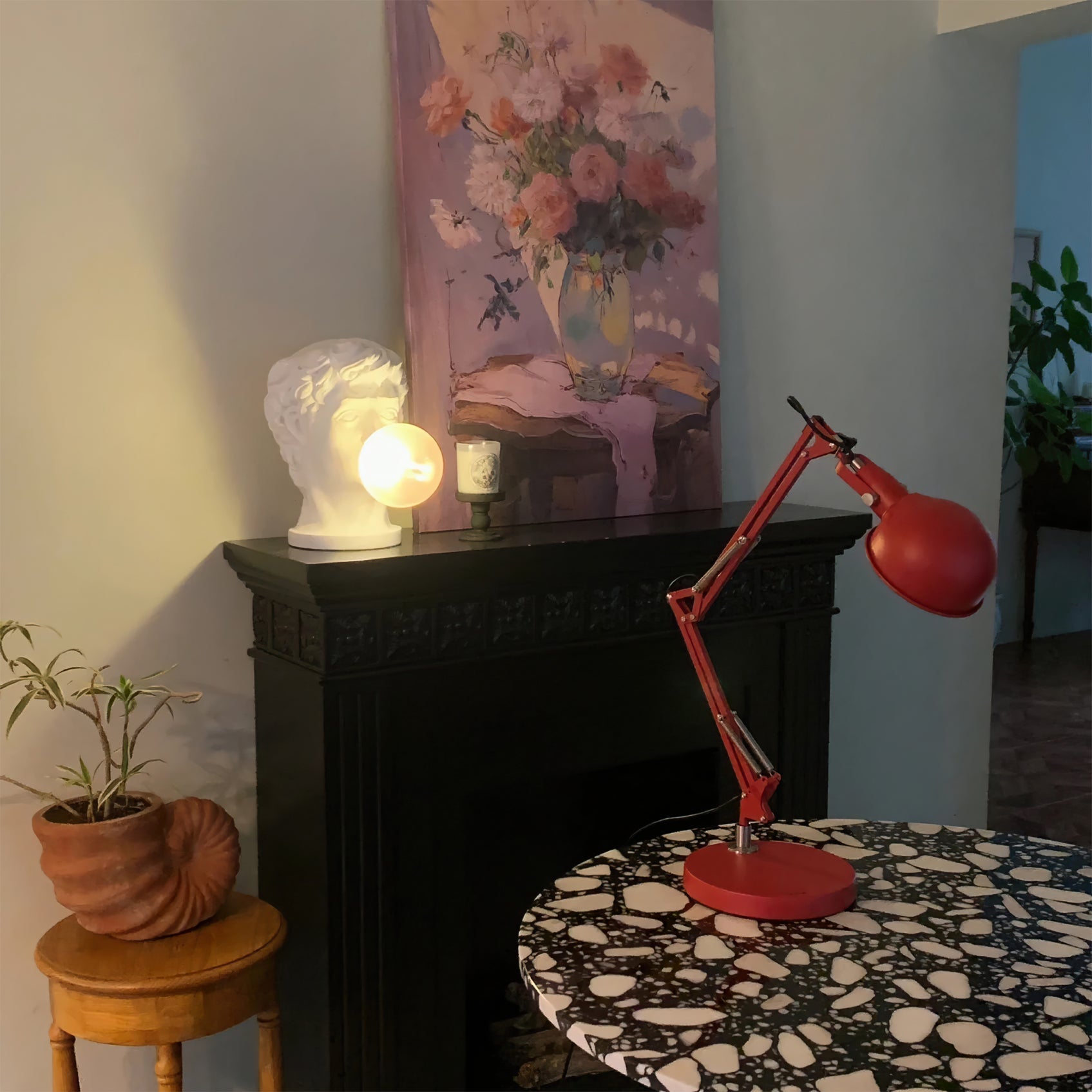 RAVENWOOD CRIMSON ILLUMINATION LAMP