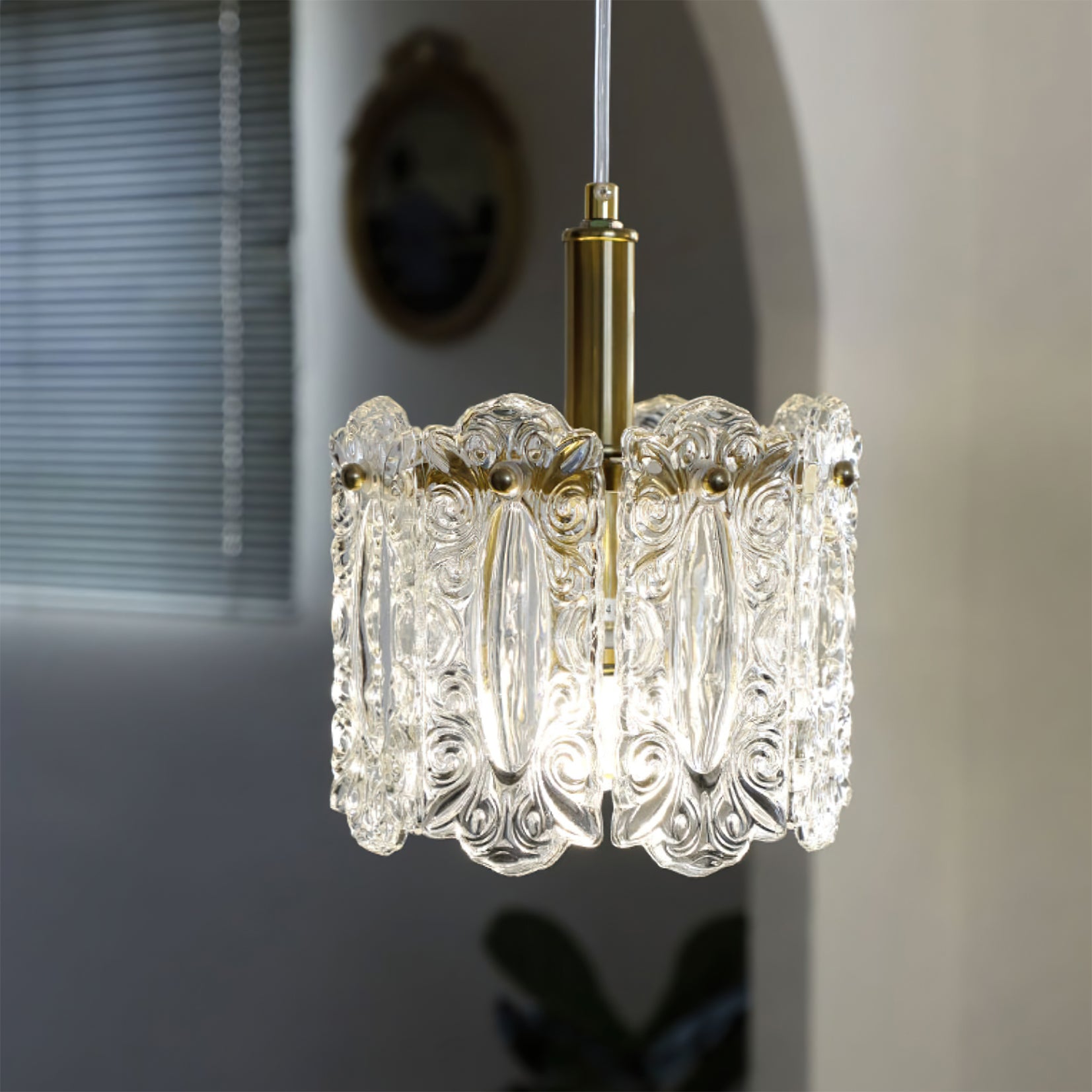 RAVENSHOE ARTISANAL GLASS HANGING LANTERN