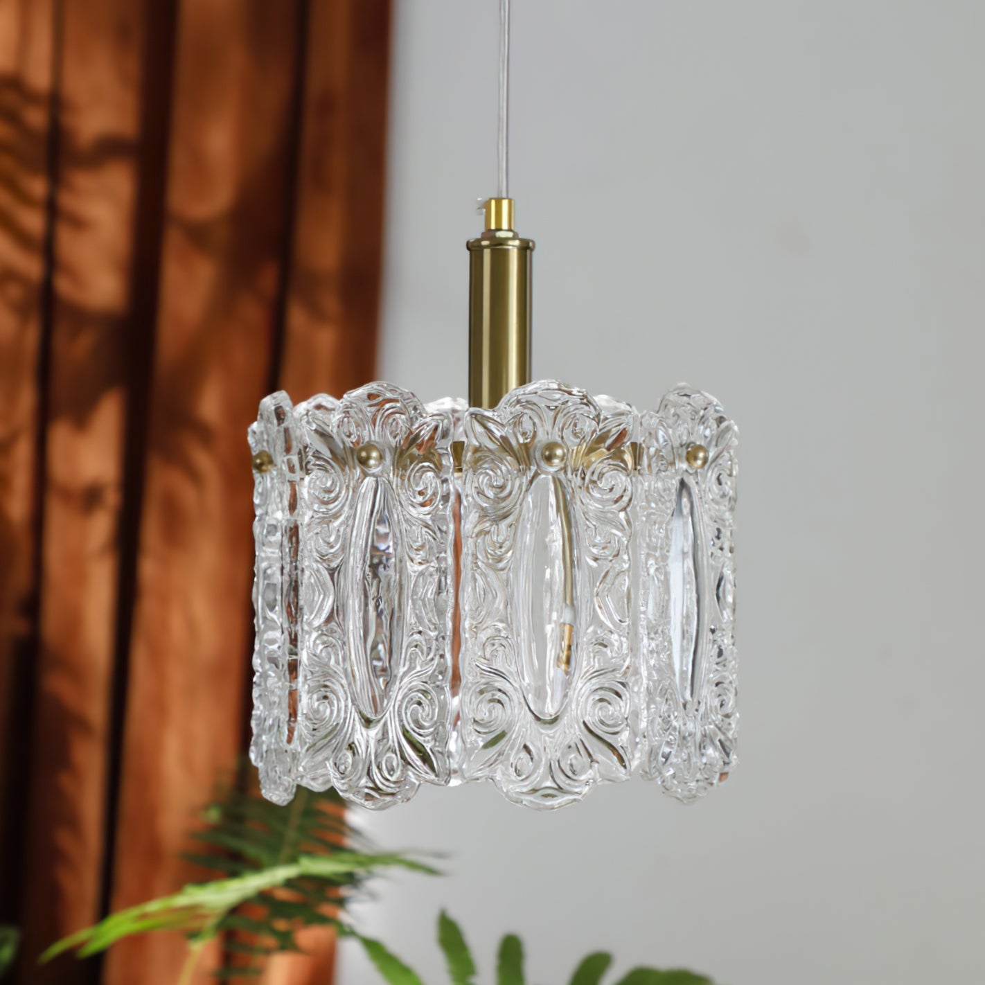 RAVENSHOE ARTISANAL GLASS HANGING LANTERN