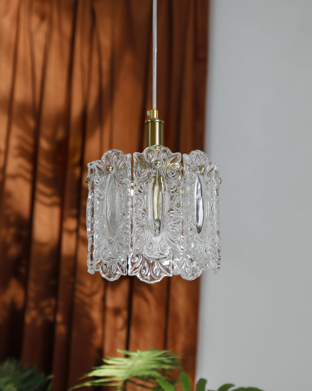 RAVENSHOE ARTISANAL GLASS HANGING LANTERN