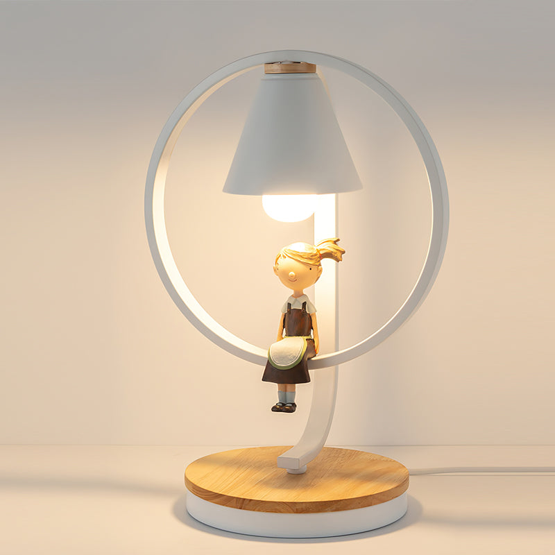 WINTHROP FROSTED GLASS TABLE LAMP