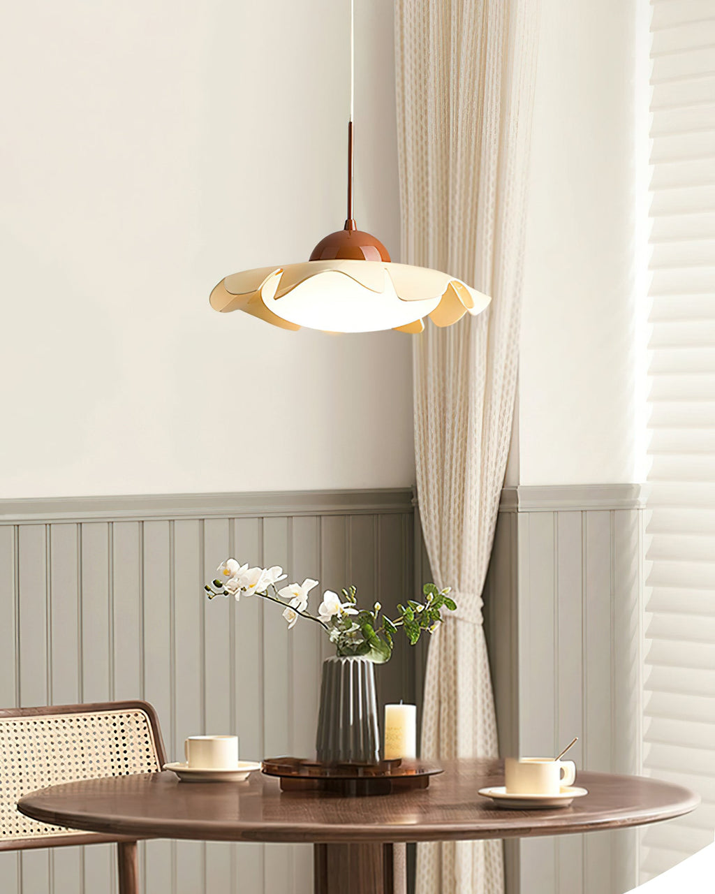 FENWICK GLOWING ORB PENDANT LIGHT