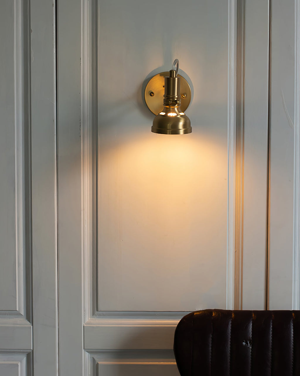 RAVENSCROFT LUMINAIRE WALL SCONCE