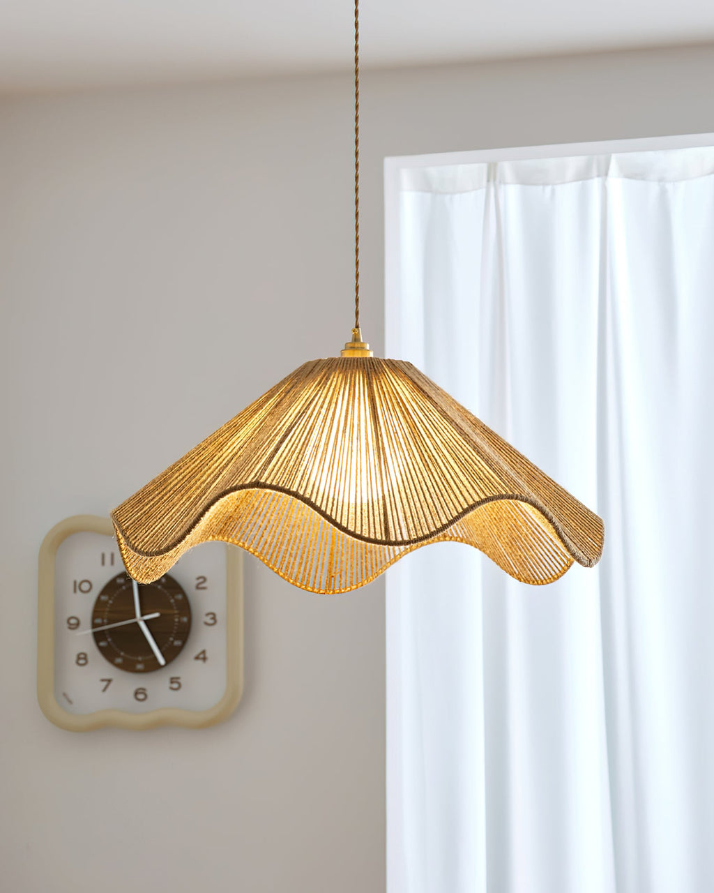 FENWICK ARTISANAL GLASS DROP LIGHT