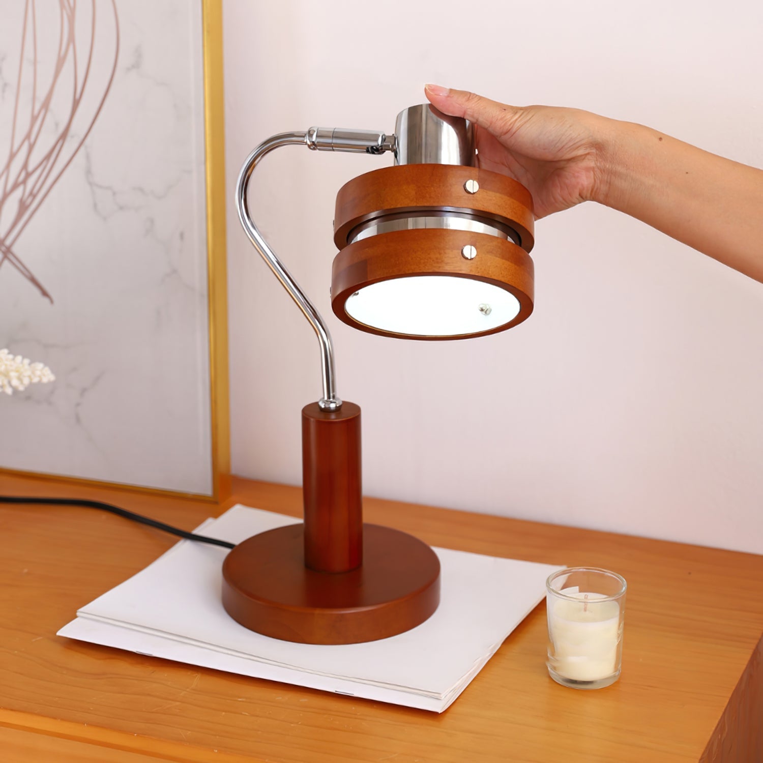 WINTHROP CRESCENT TABLE ILLUMINATOR