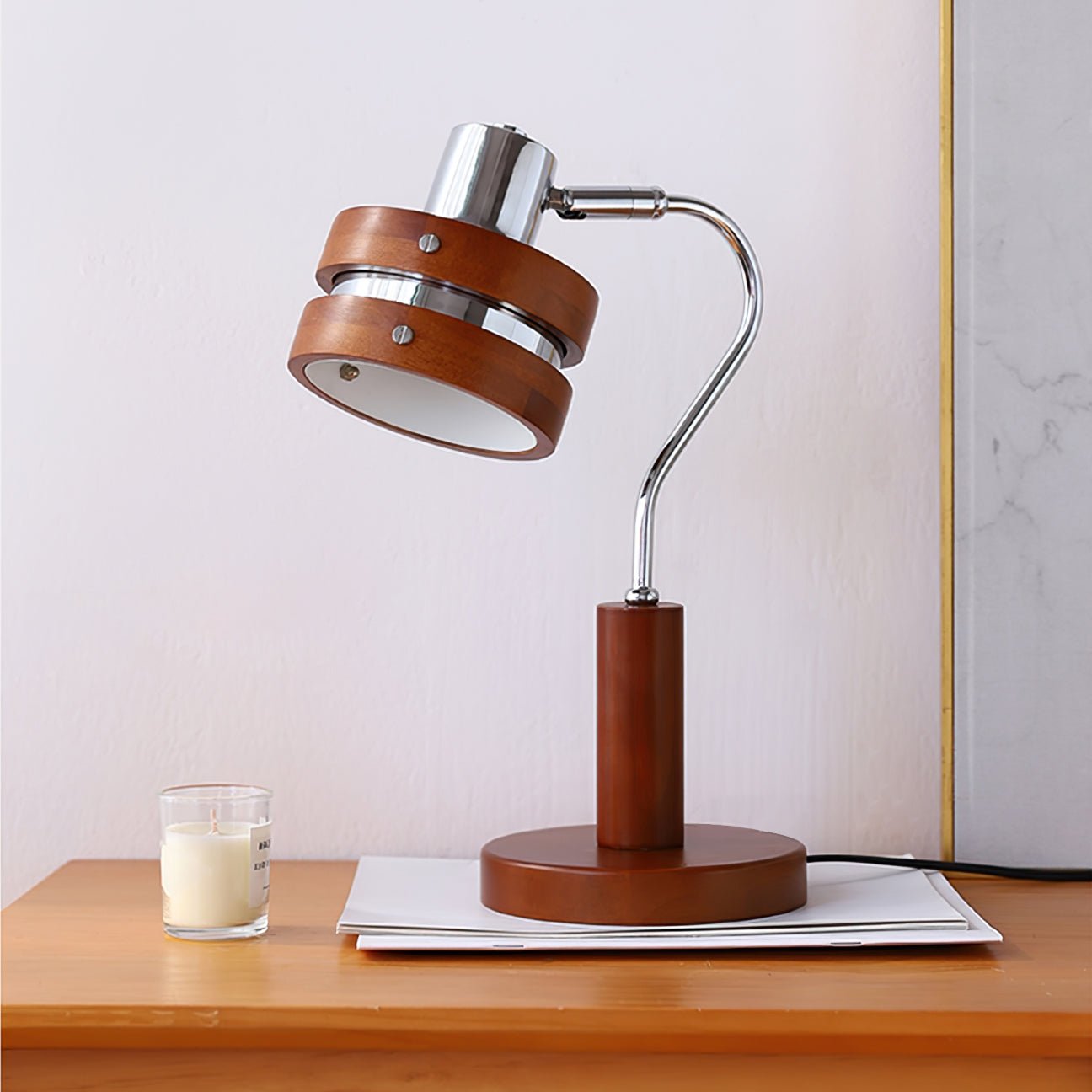 WINTHROP CRESCENT TABLE ILLUMINATOR