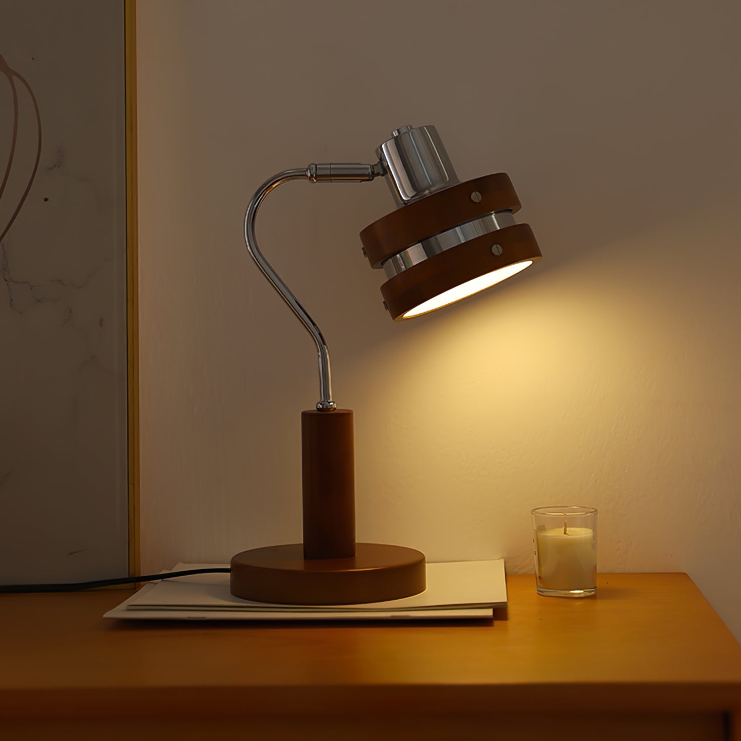 WINTHROP CRESCENT TABLE ILLUMINATOR