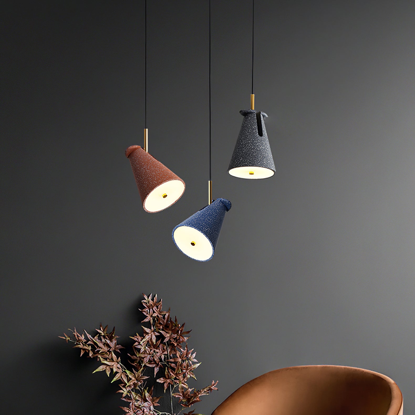 BRIDGEMAN RESIN BELL PENDANT LIGHT