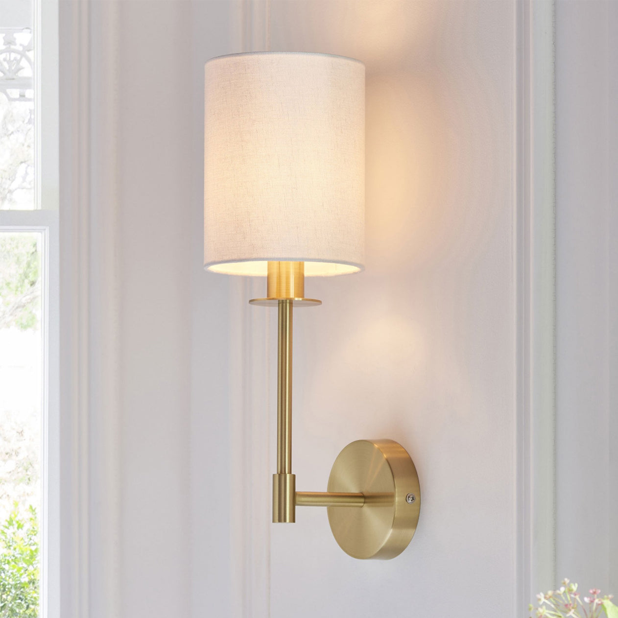 RAVENHURST VINTAGE BRASS WALL SCONCE
