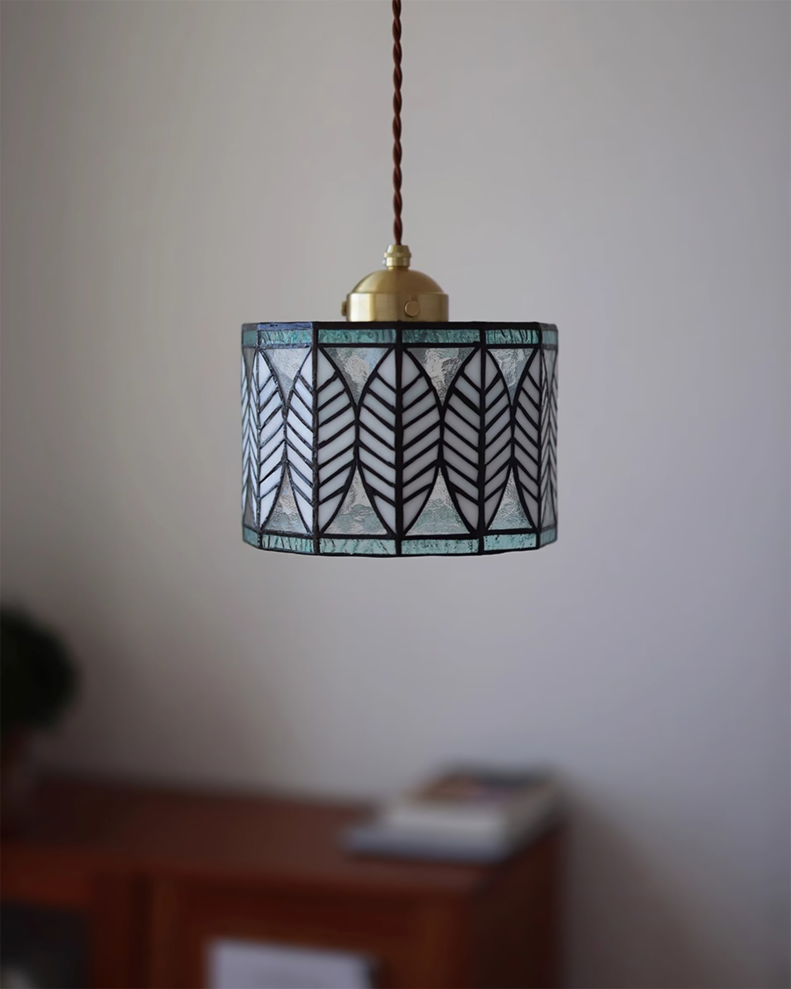 FENWICK VINE INLAY PENDANT LIGHT