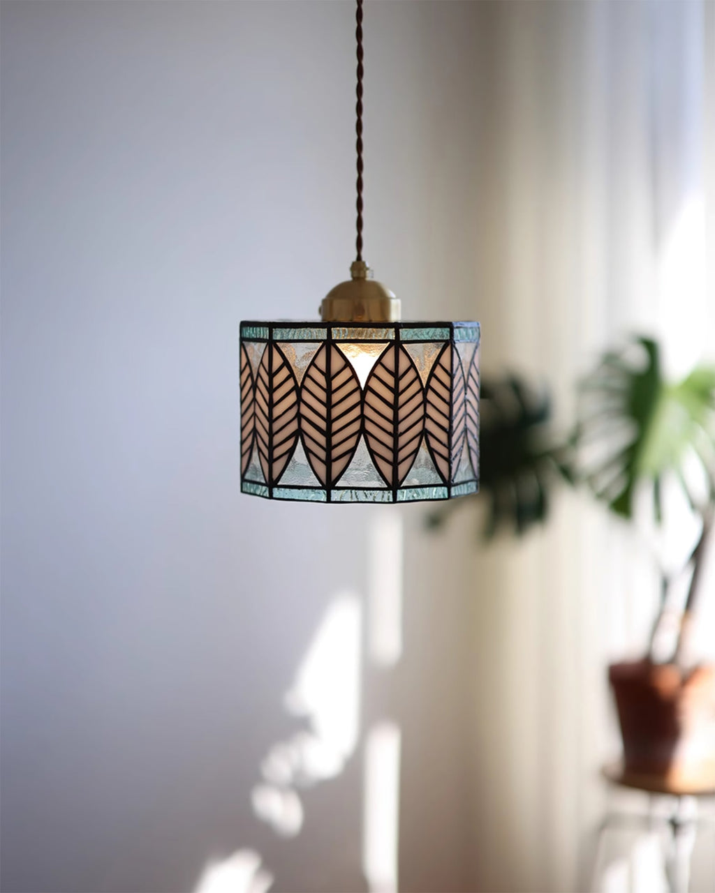FENWICK VINE INLAY PENDANT LIGHT
