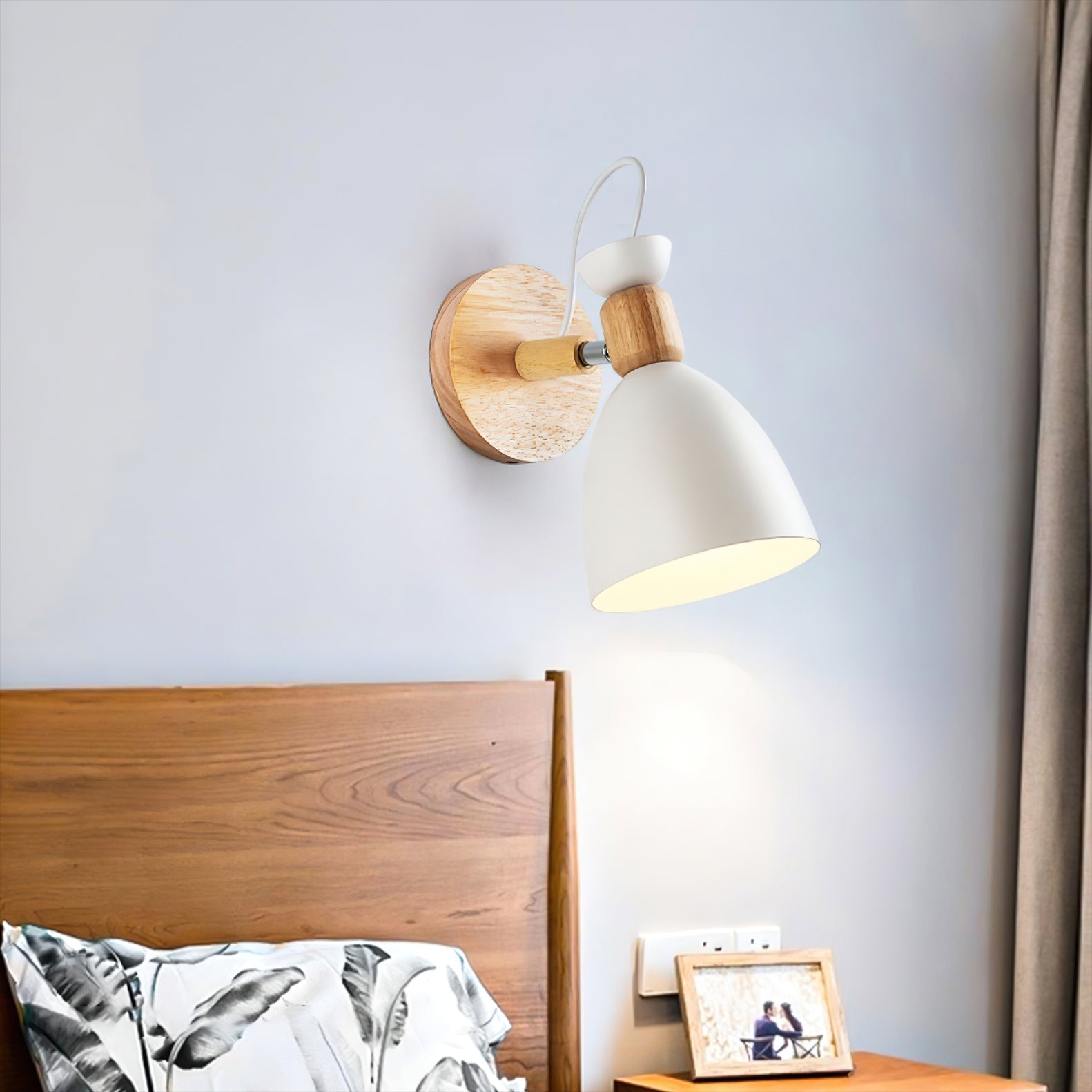 RAVENWOOD CAST IRON WALL SCONCE