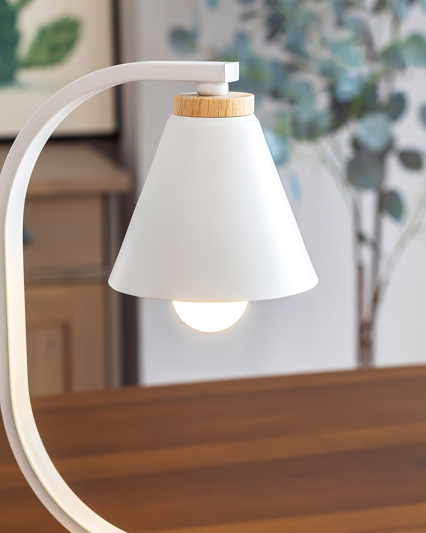BRAMBLEWICK ILLUMINATING ORB LAMP