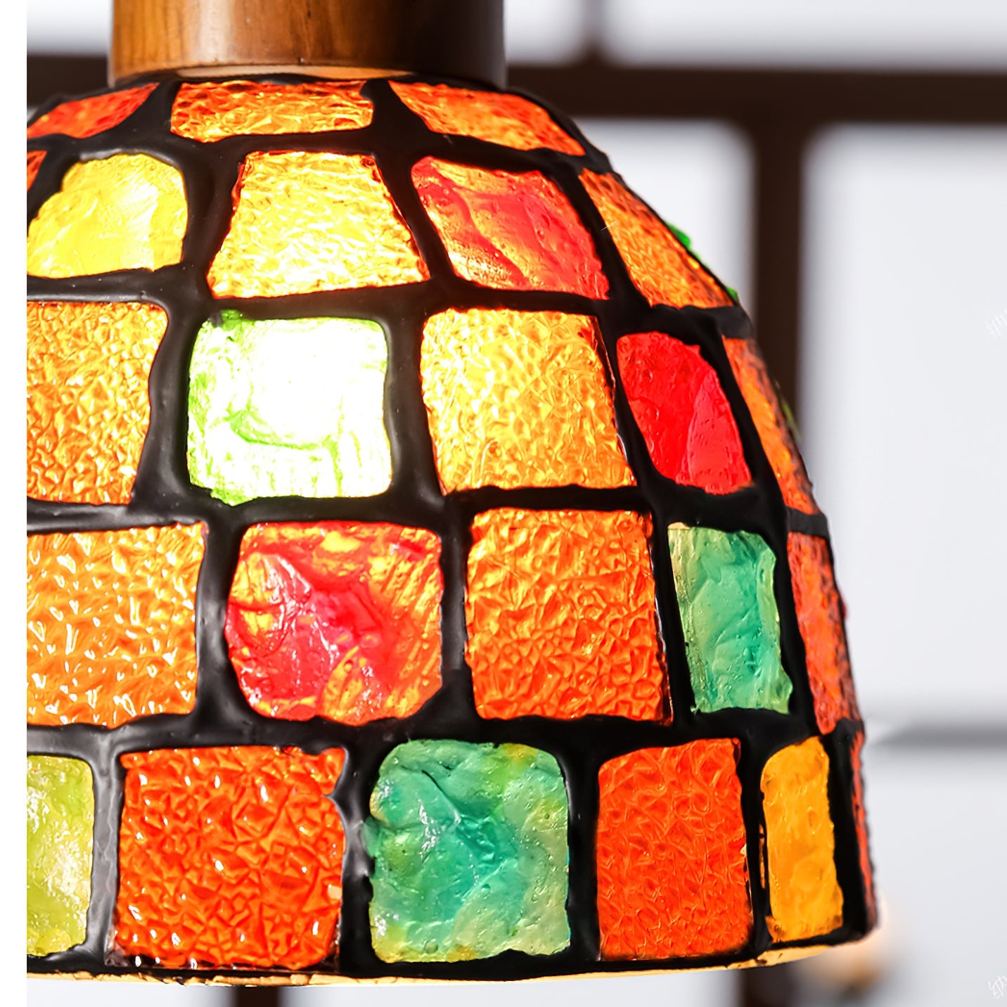 RAVENWOOD GLASS TEARDROP HANGING LANTERN