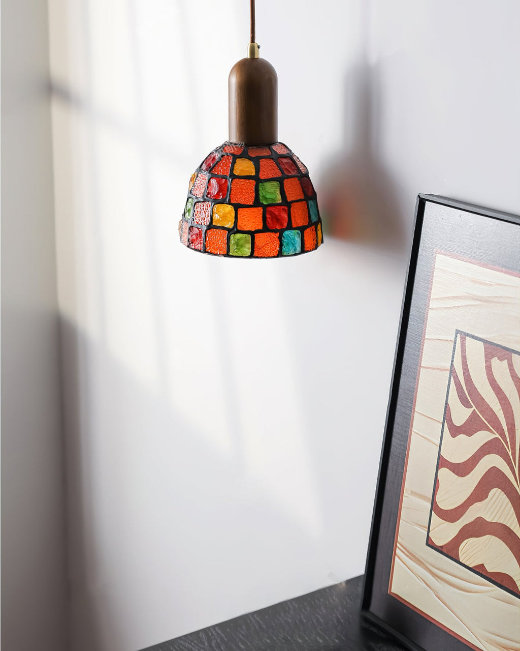 RAVENWOOD GLASS TEARDROP HANGING LANTERN