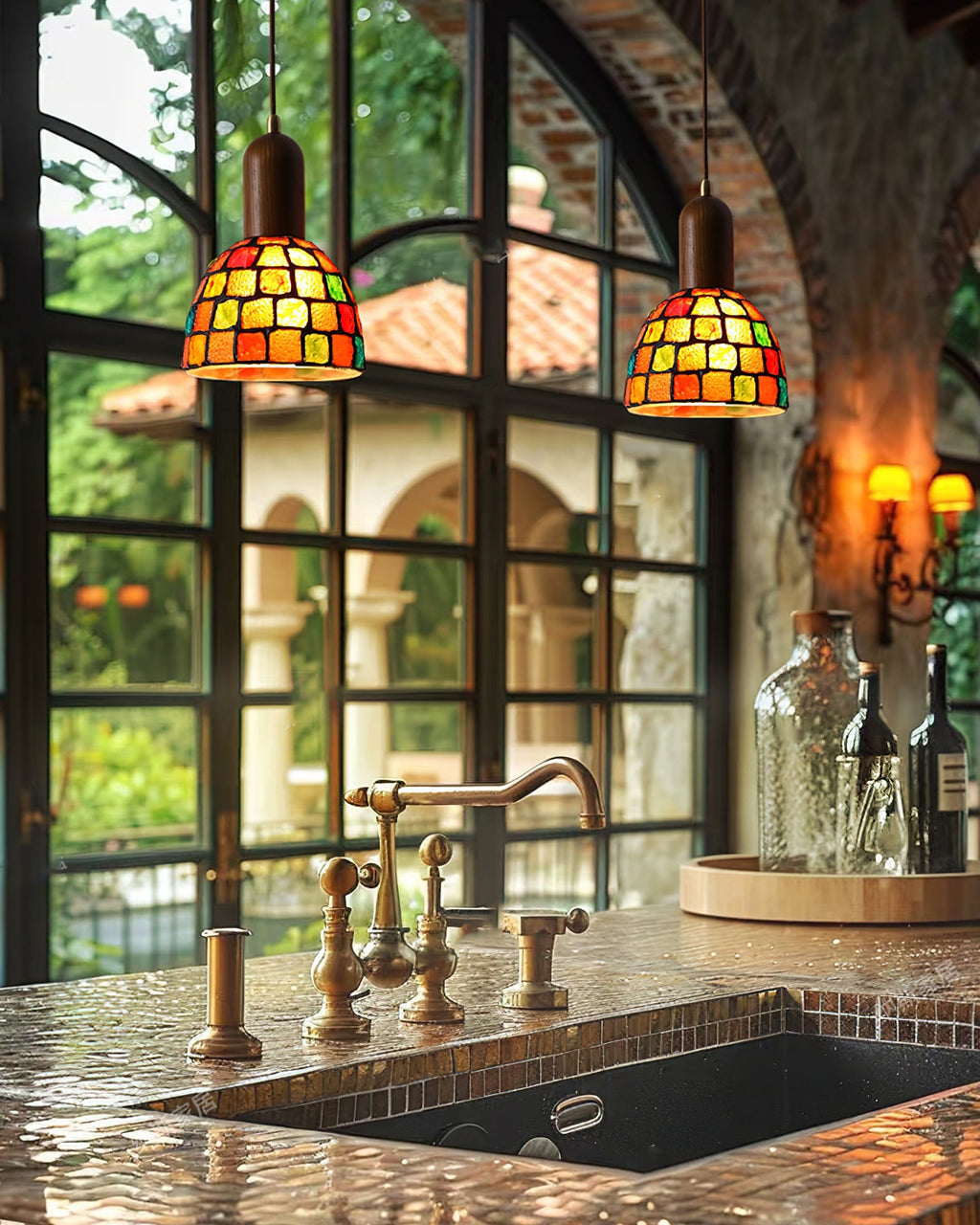 RAVENWOOD GLASS TEARDROP HANGING LANTERN