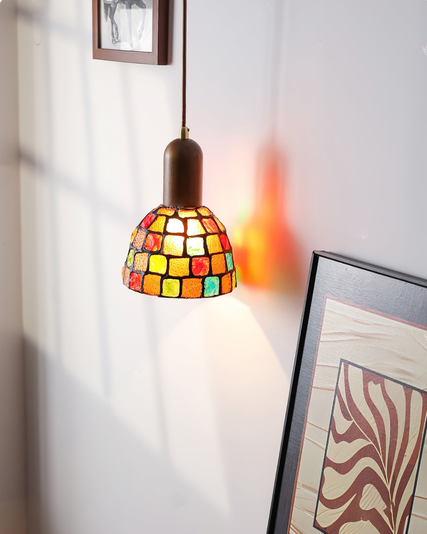 RAVENWOOD GLASS TEARDROP HANGING LANTERN