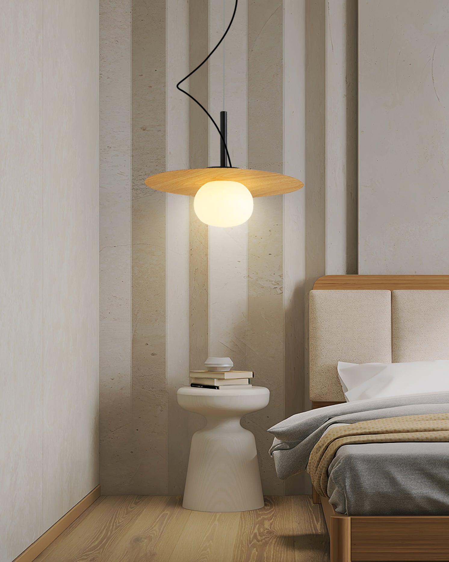 CHISWICK CIRCULAR RAY PENDANT