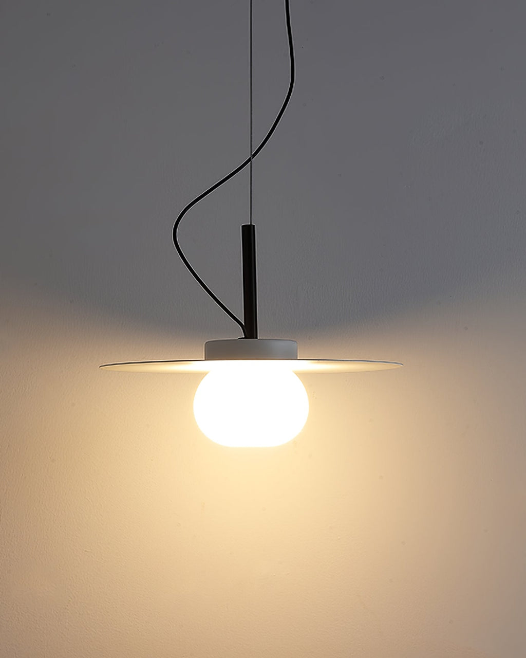 CHISWICK CIRCULAR RAY PENDANT