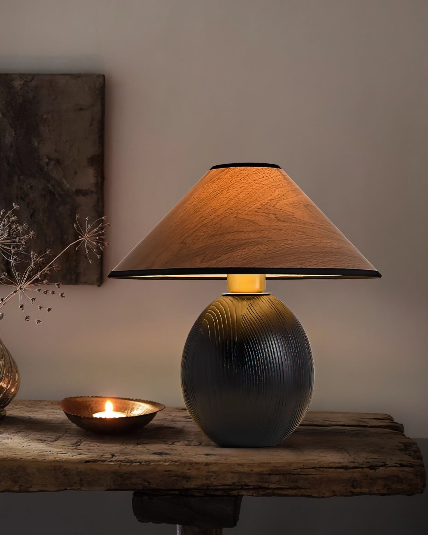 RAVENHALL WHIMSICAL GLOW TABLE LAMP