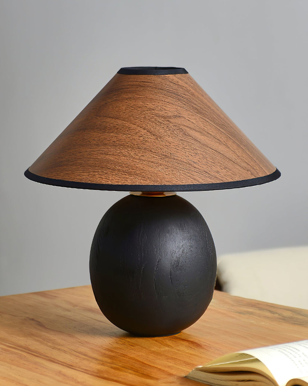 RAVENHALL WHIMSICAL GLOW TABLE LAMP