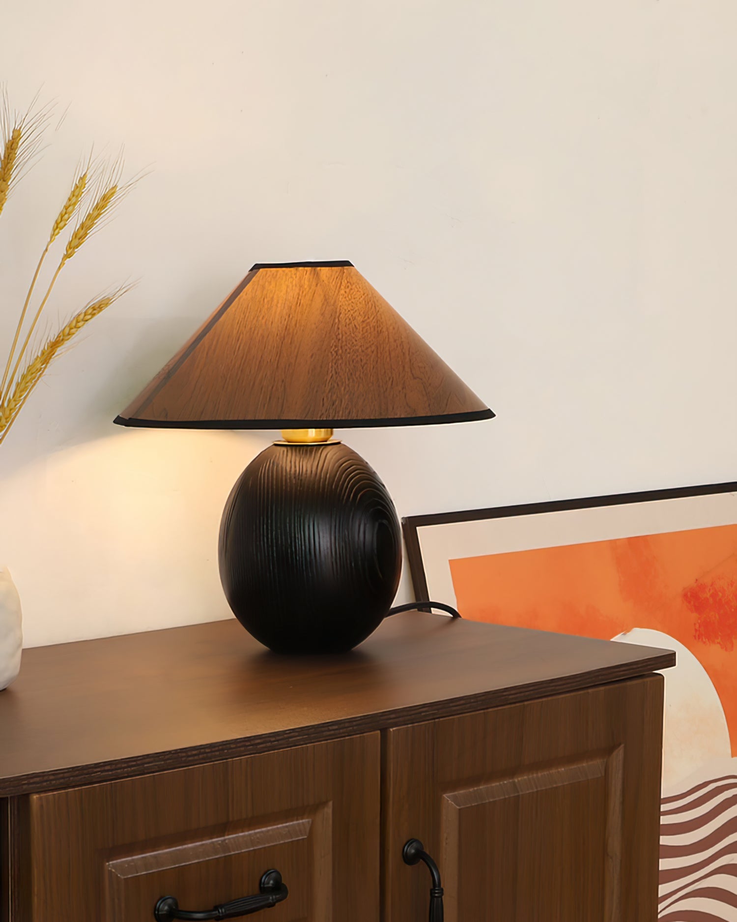 RAVENHALL WHIMSICAL GLOW TABLE LAMP