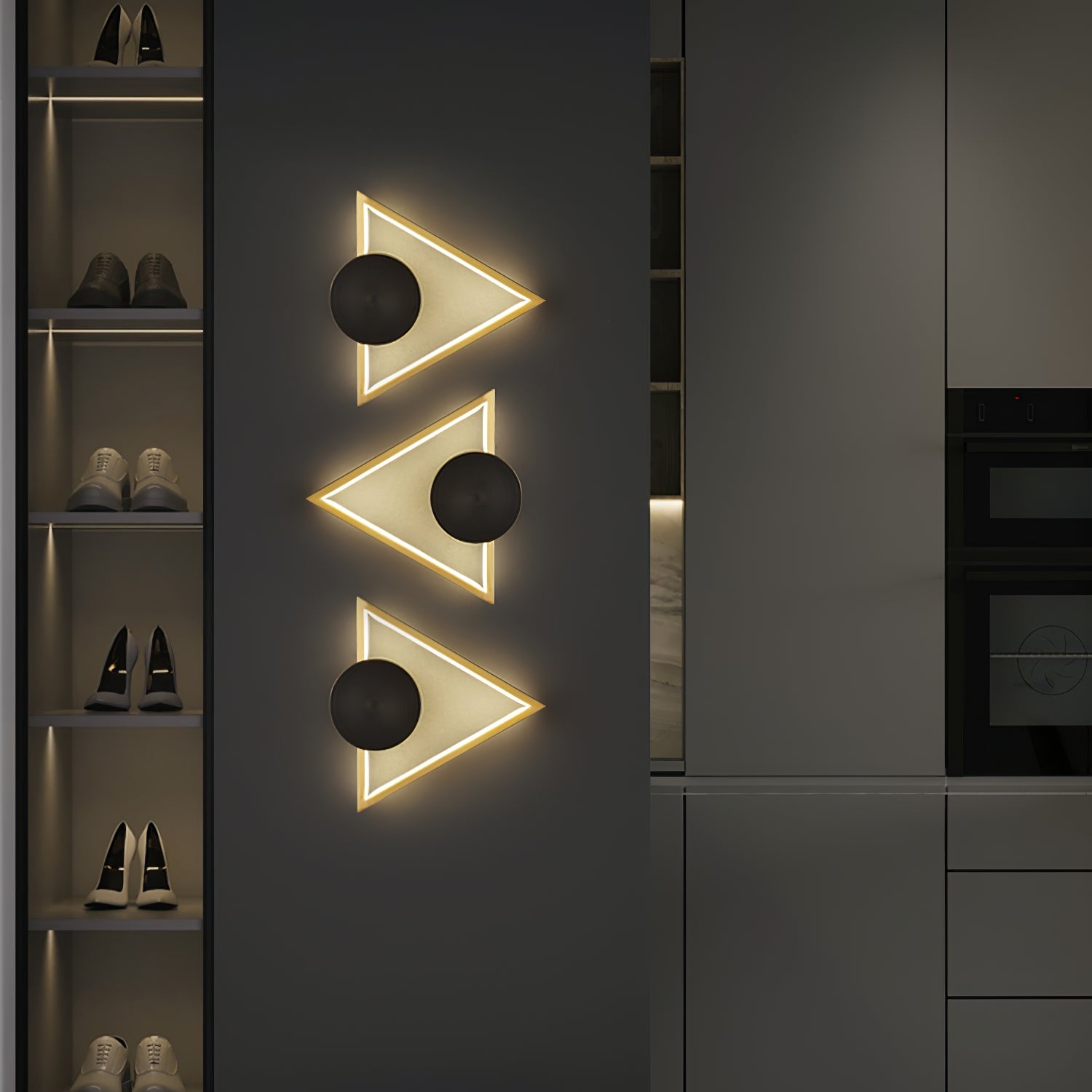 RAVENHURST VINTAGE BRASS WALL SCONCE