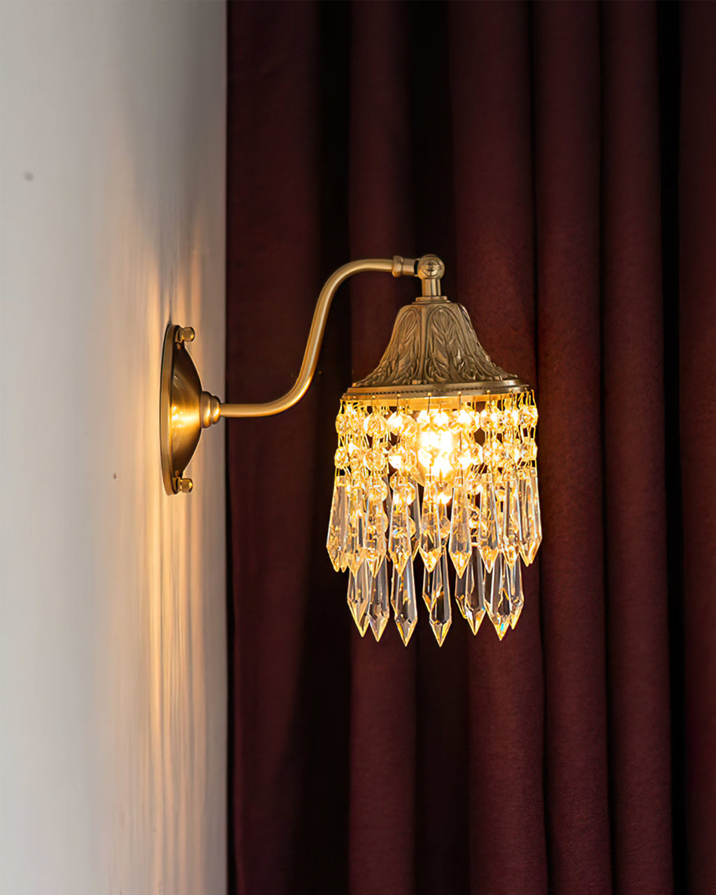 WINTHORPE CRYSTAL EMBELLISHED WALL SCONCE