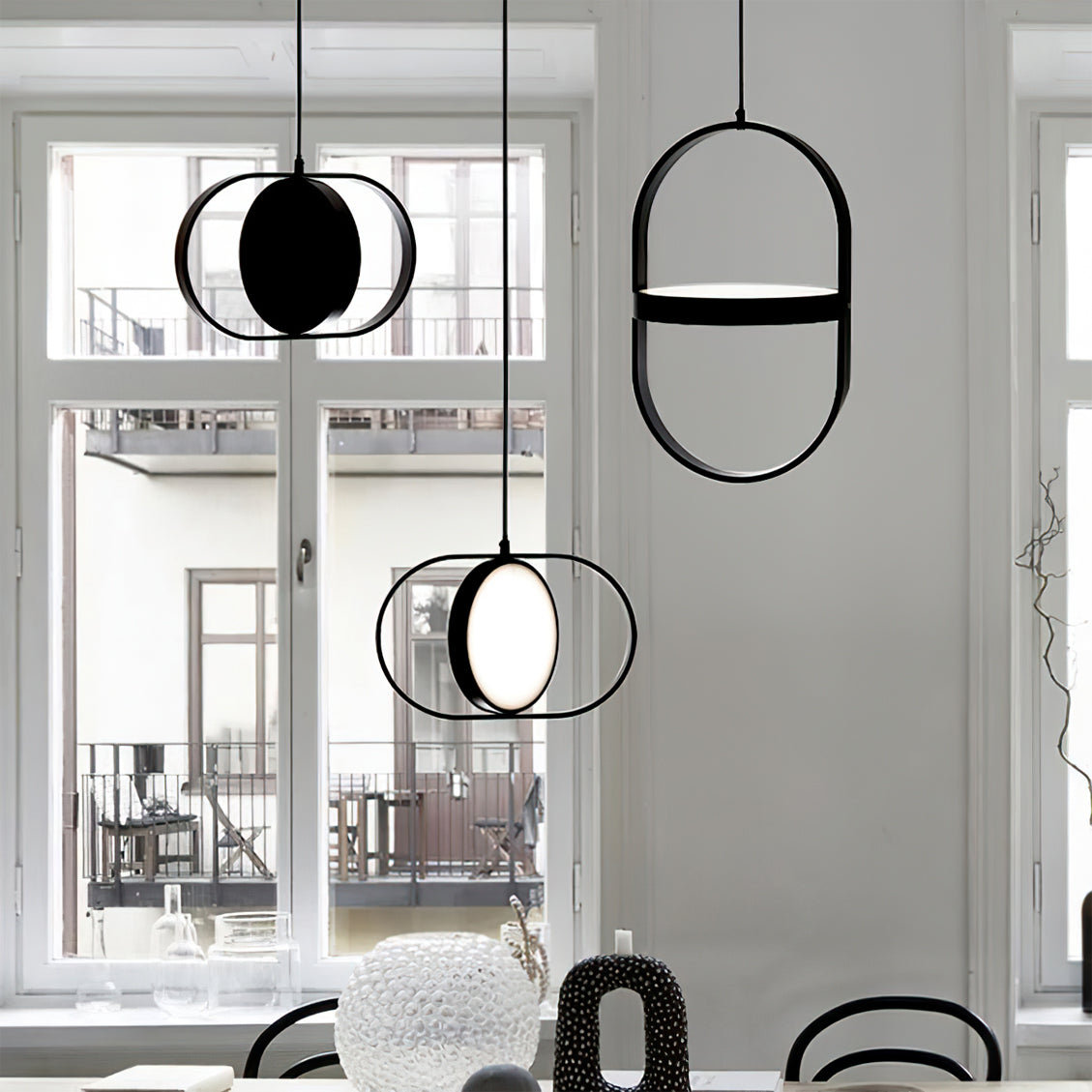 WINTHORPE CIRCULAR HANGING LAMP