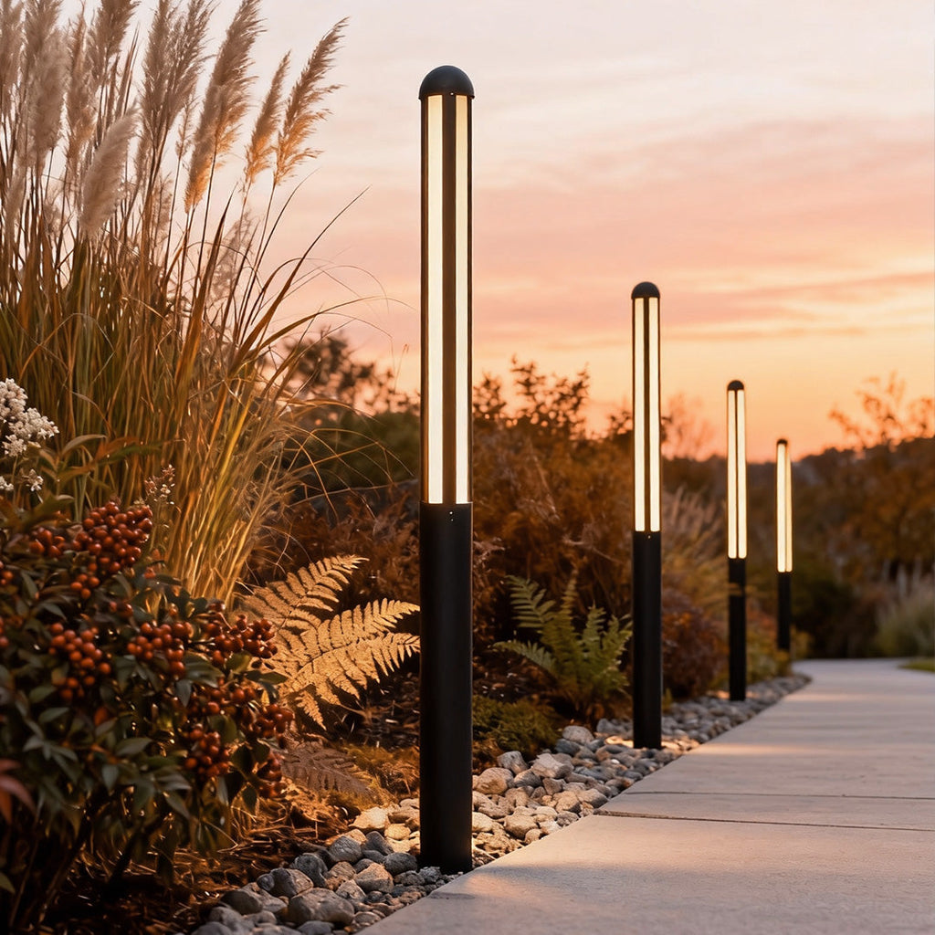 RAVENSDALE MODERN OUTDOOR BOLLARD LIGHTING WITH WATERPROOF LED TECHNOLOGY