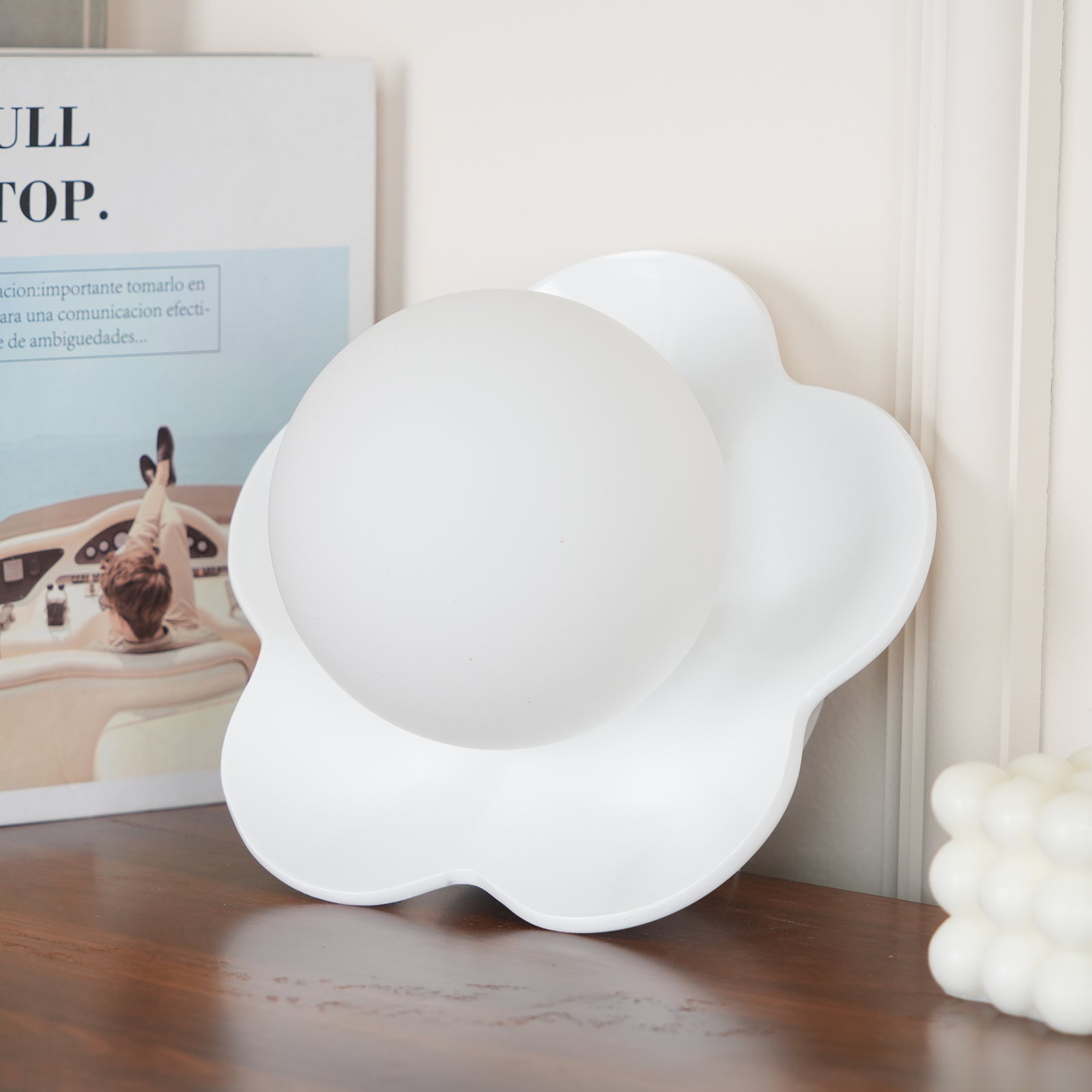 Rosette Bloom Illuminating Sconce