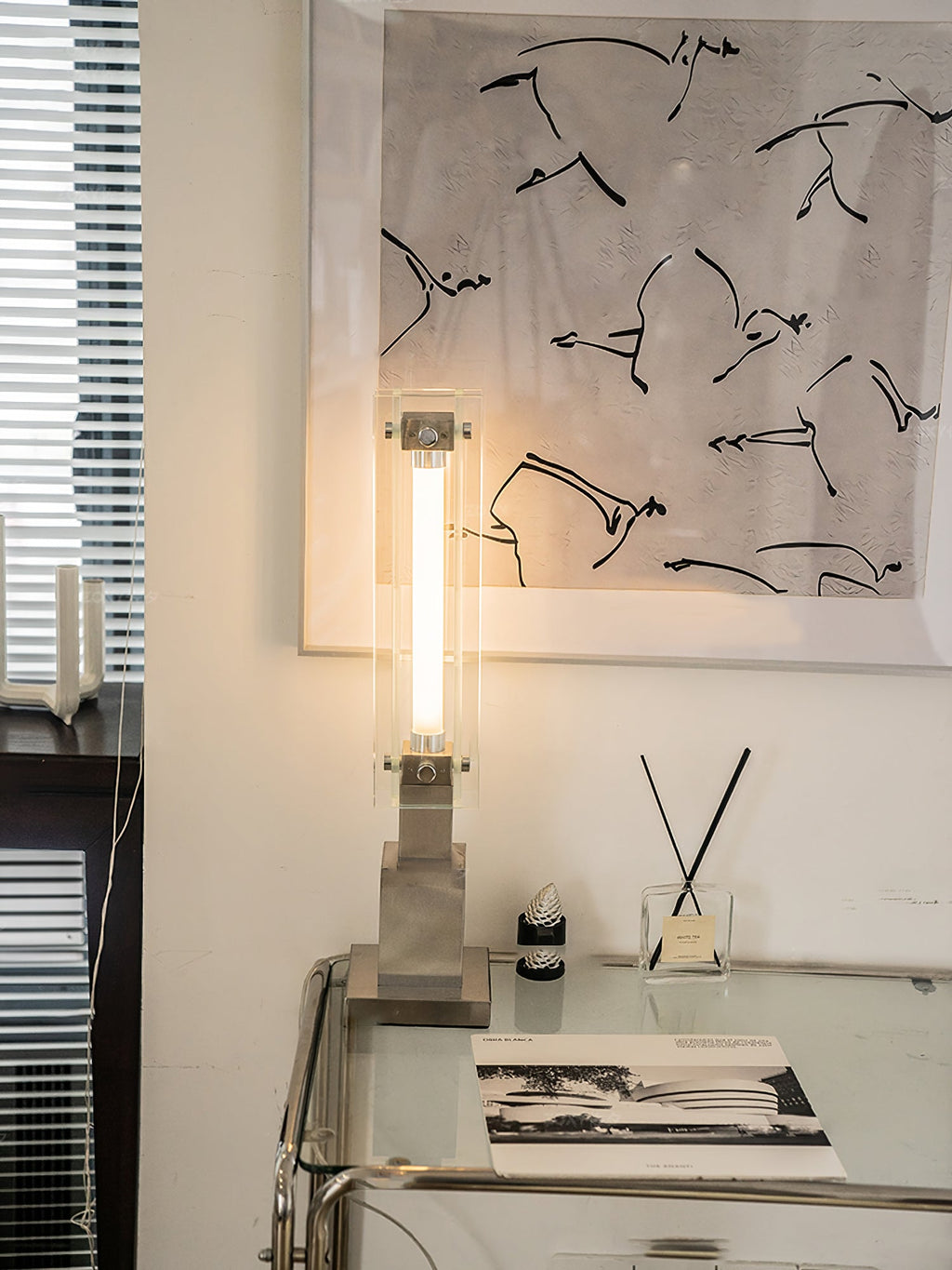 WINDSOR HARMONY ILLUMINATING COLUMN LAMP