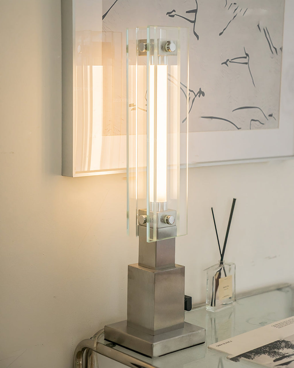 WINDSOR HARMONY ILLUMINATING COLUMN LAMP