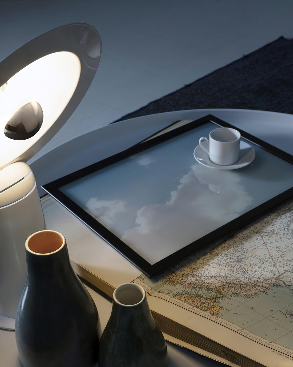 RAVENSHIRE GLOWING ORB TABLE LIGHT