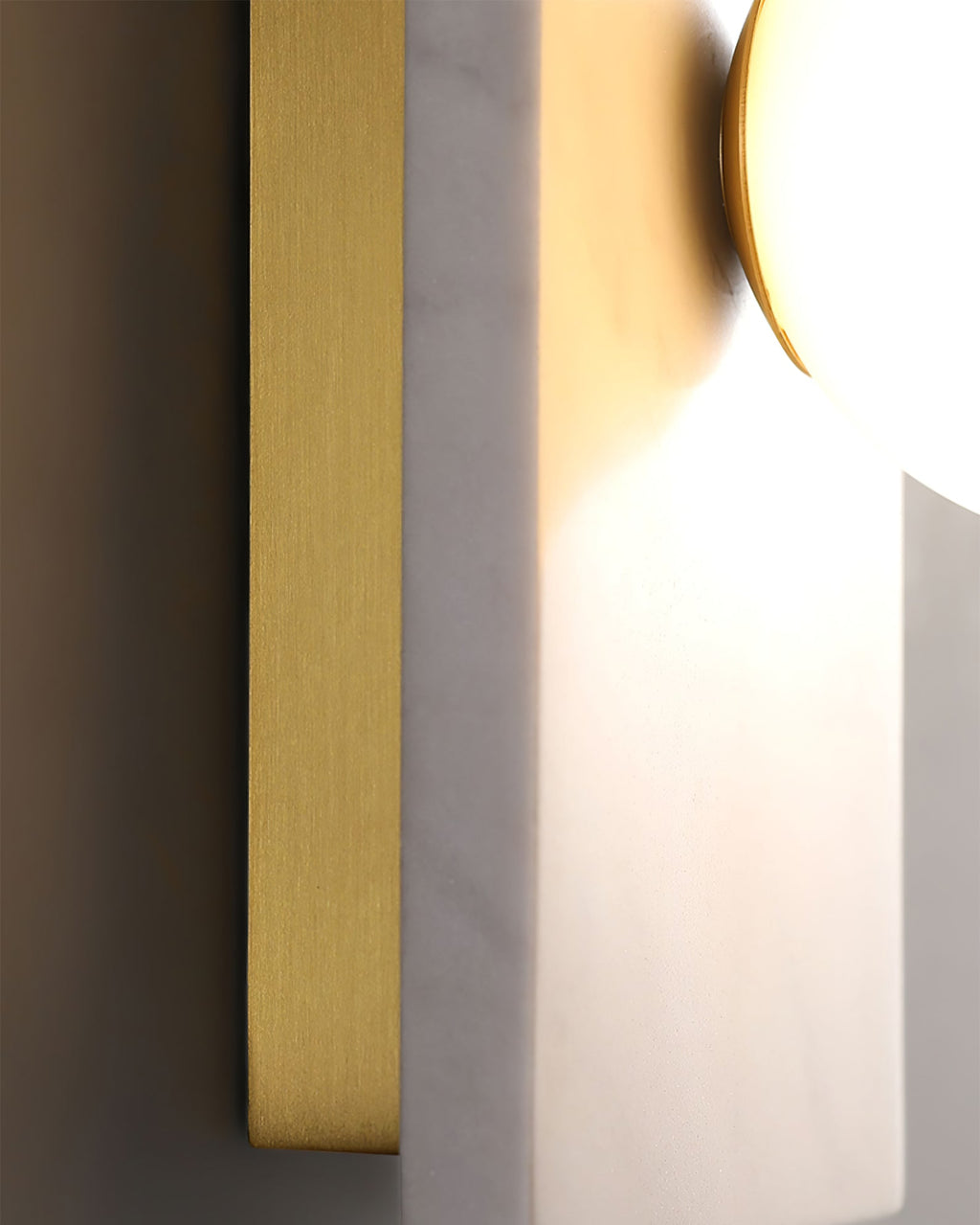 RAVENSCROFT WOVEN BRASS WALL SCONCE