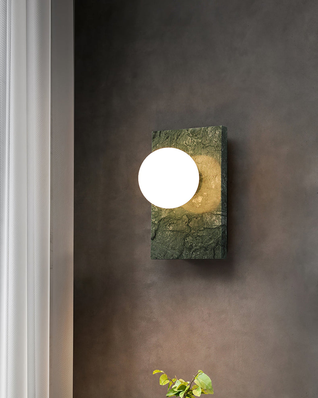 RAVENSCROFT WOVEN BRASS WALL SCONCE